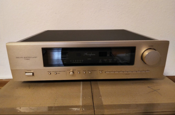 Accuphase T-1100 DDS